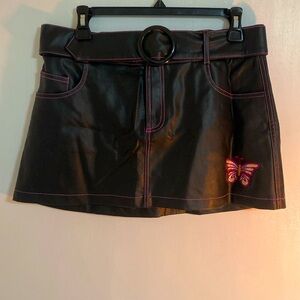 Faux leather butterfly skirt (part of a set) 🩷🖤